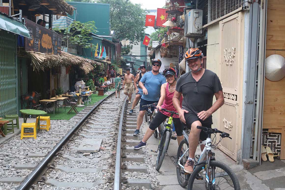 HANOI BICYCLE TOUR (5 HOURS)