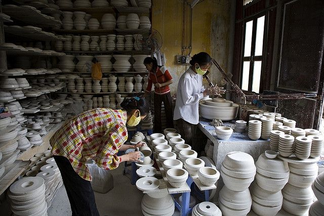 BAT TRANG CERAMIC VILLAGE – VAN PHUC SILK VILLAGE PRIVATE TOUR (1 DAY) 