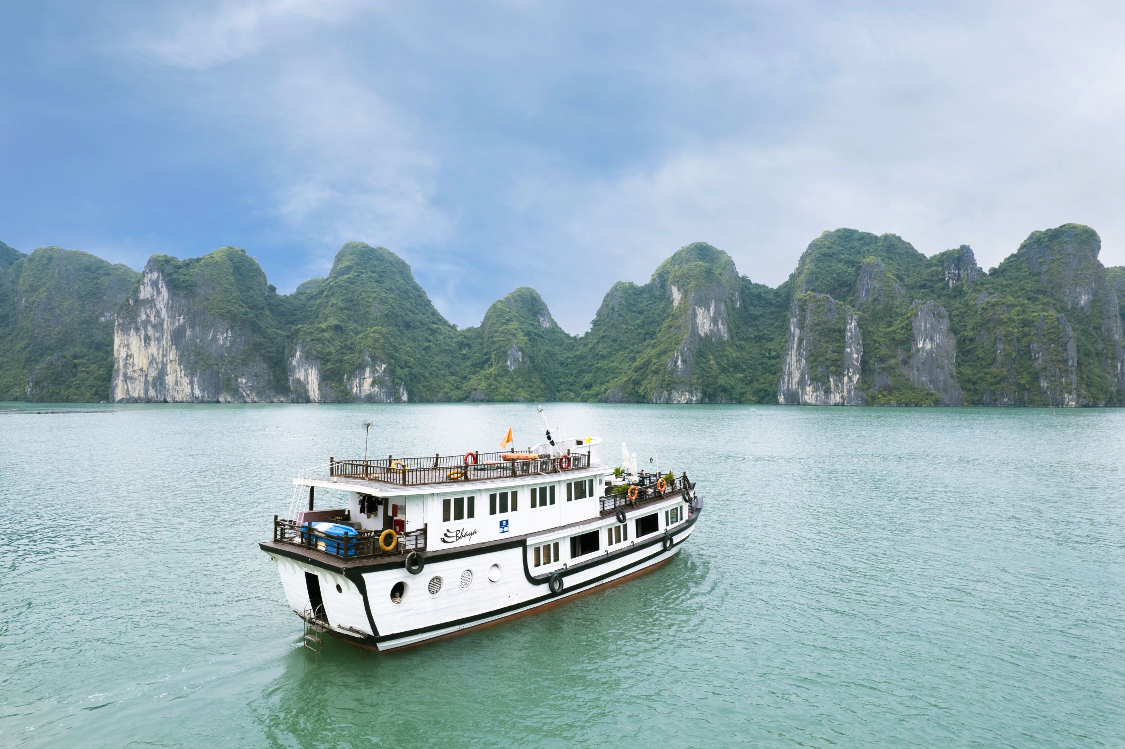 BHAYA JUNK PREMIUM 5 CABINS