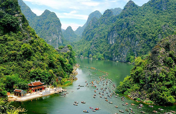 2D1N Trang An - Bai Dinh - Hoa Lu - Tam Coc - Mua Cave Tour (From Hanoi)