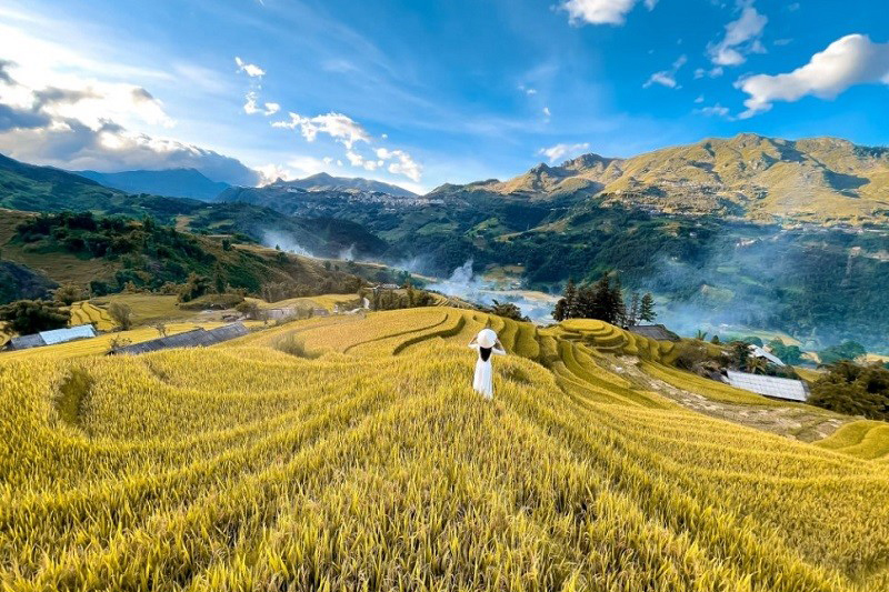 SAPA TREKKING TOUR 03 DAYS 02 NIGHTS WITH LUXURY LIMOUSINE VAN