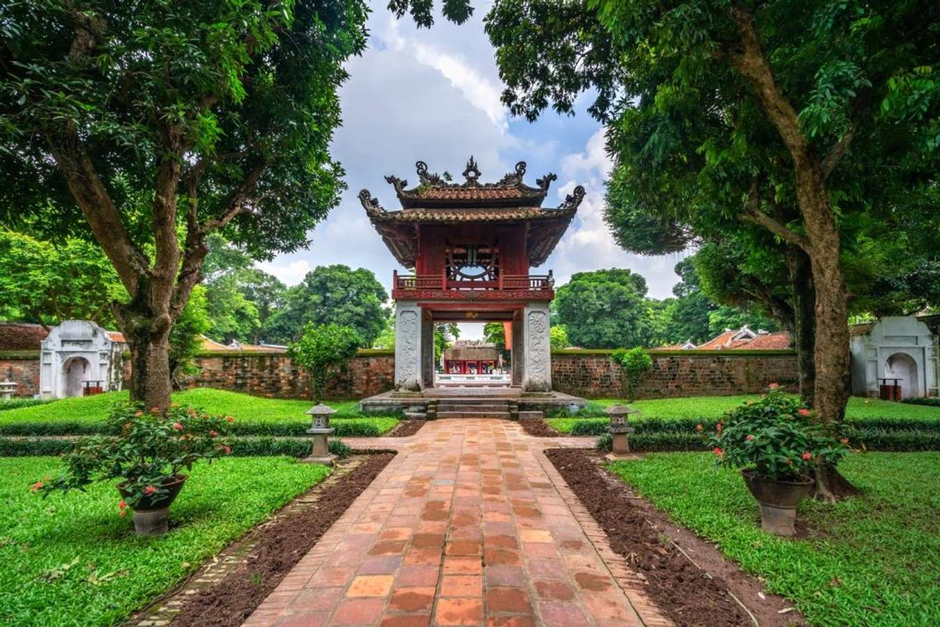 HANOI 1 DAY TOUR - DAY TRIP EXCURSION - PRIVATE/GROUP TOUR